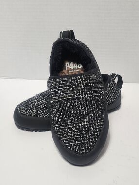NWOT P448 Laby Slippers Shoes Black Casual Indoor Outdoor